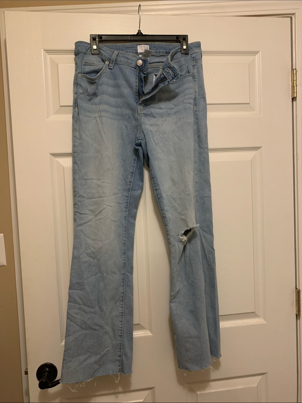 Time and Tru Light Blue Flare Jeans with Knee Rip
